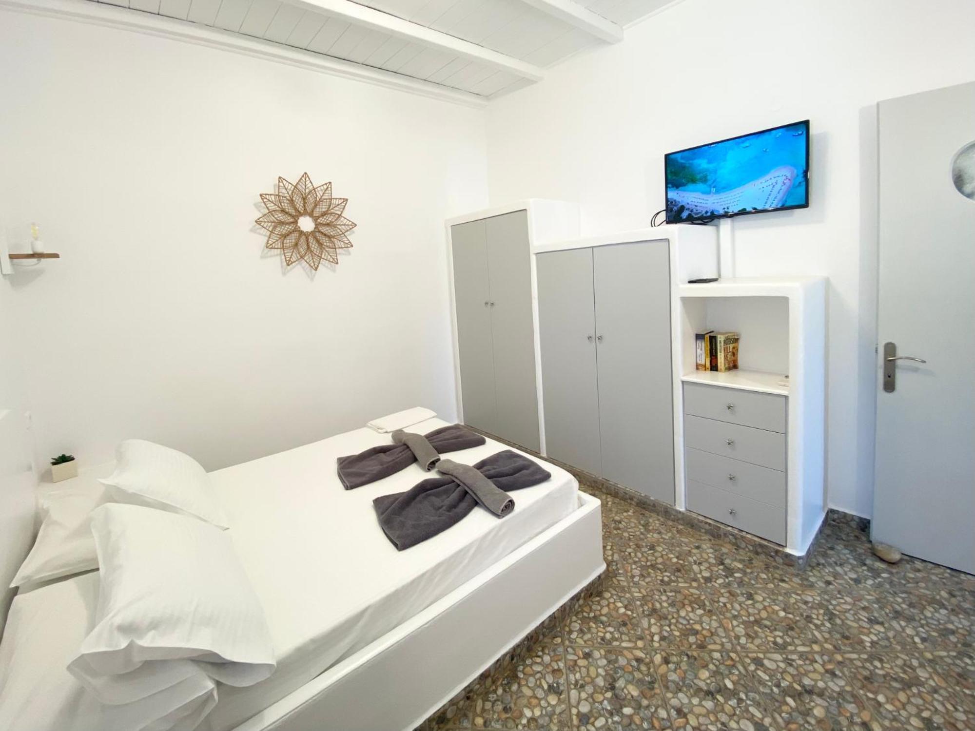 Agia Kyriaki Studios Agia Kiriaki Beach  Exteriör bild